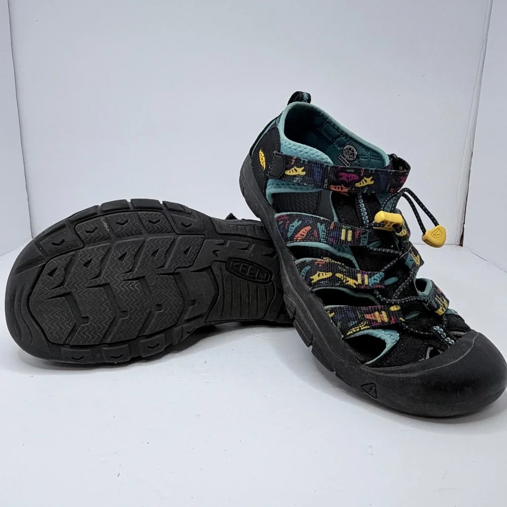 Keen Newport H2 Kids Sandals Black Teal‎ Fish Print 1027391 Size 7 Big Kid